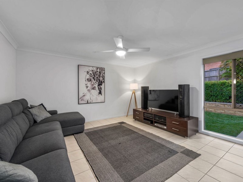 36 Ivy Crescent, Wakerley QLD 4154