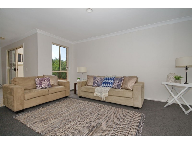 36 Samantha Street, Wynnum West QLD 4178