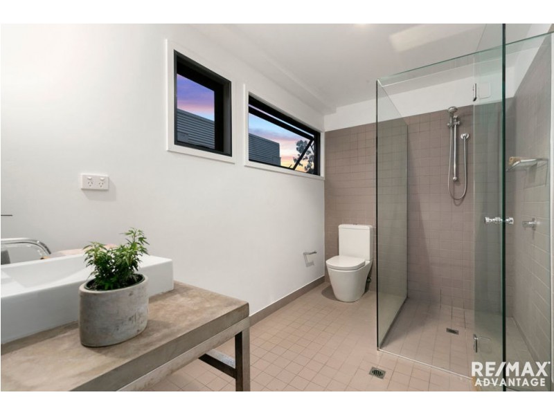 113 Ernest Street, Manly QLD 4179