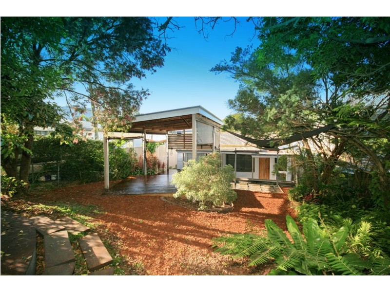 55 Valetta Street, Manly QLD 4179