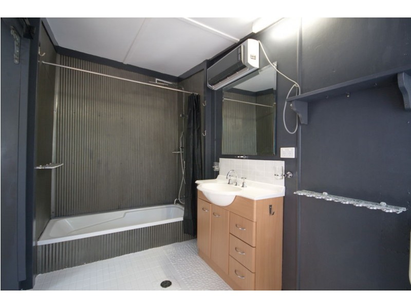 55 Valetta Street, Manly QLD 4179