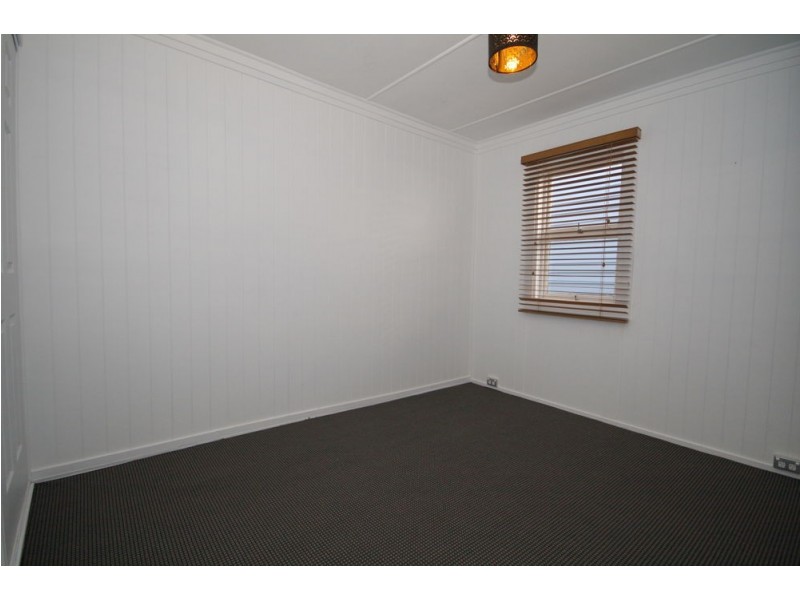 55 Valetta Street, Manly QLD 4179