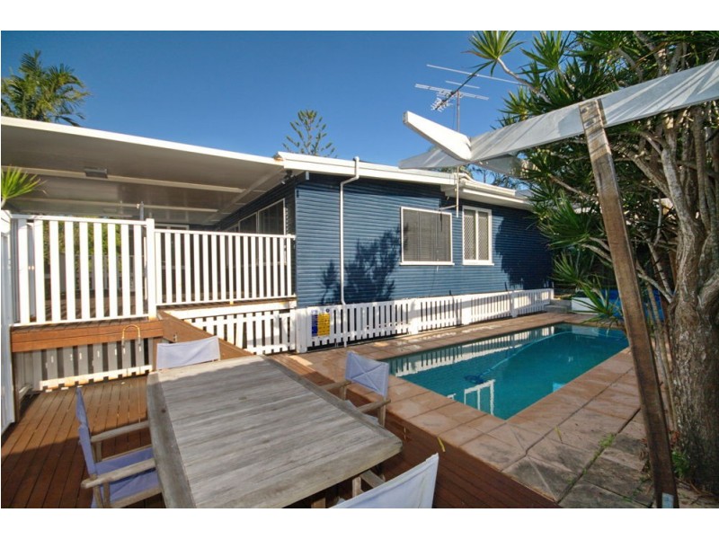 8 Greta Street, Manly West QLD 4179