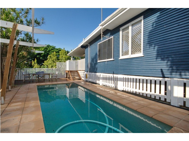 8 Greta Street, Manly West QLD 4179