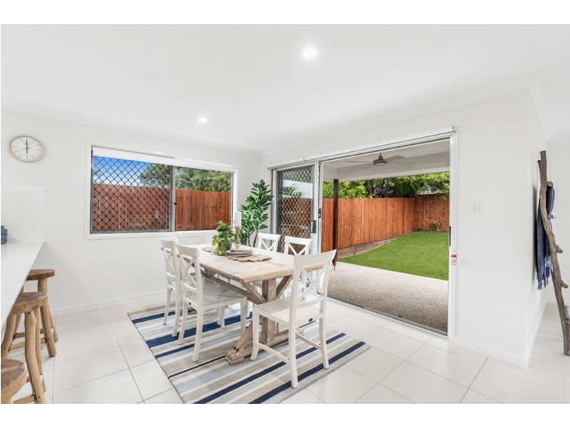 10 Sunflower Street, Wynnum QLD 4178