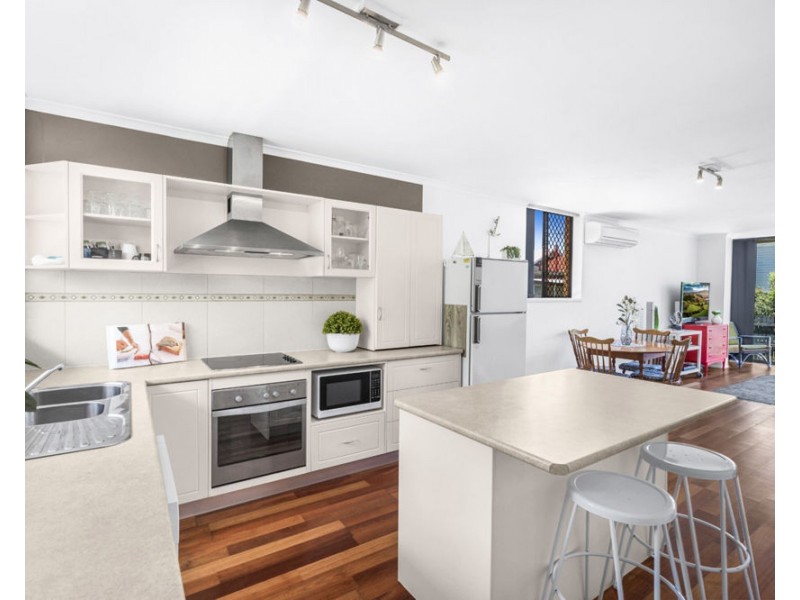 3/415 Esplanade, Manly QLD 4179