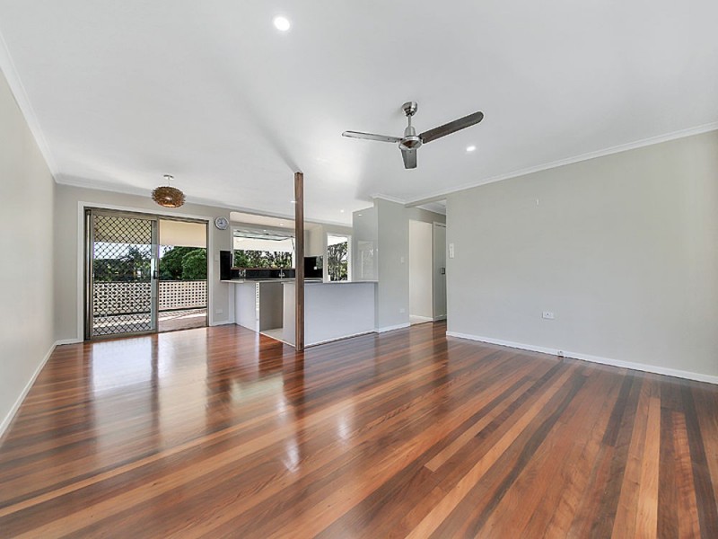 61 Sandy Camp Rd, Wynnum QLD 4178