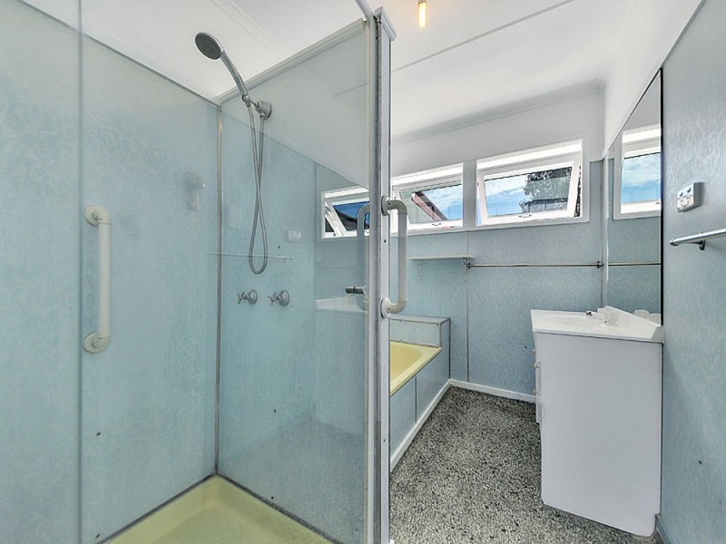 61 Sandy Camp Rd, Wynnum QLD 4178