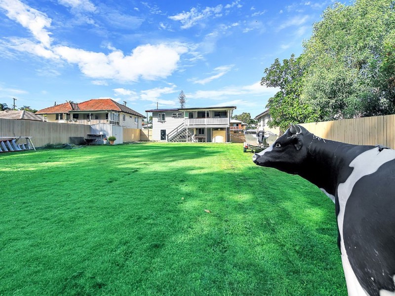 61 Sandy Camp Rd, Wynnum QLD 4178