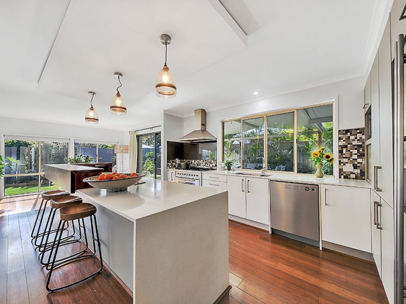 6 Cronin Drive, Wellington Point QLD 4160