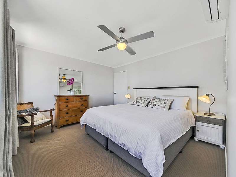 6 Cronin Drive, Wellington Point QLD 4160