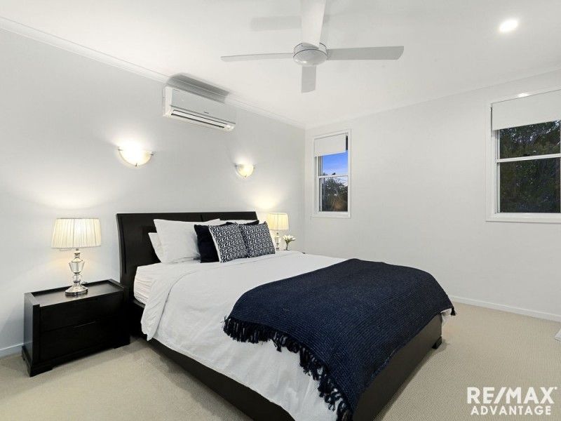 90 Grattan Terrace, Manly QLD 4179