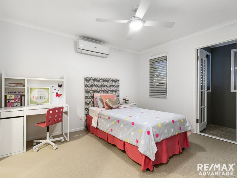 90 Grattan Terrace, Manly QLD 4179
