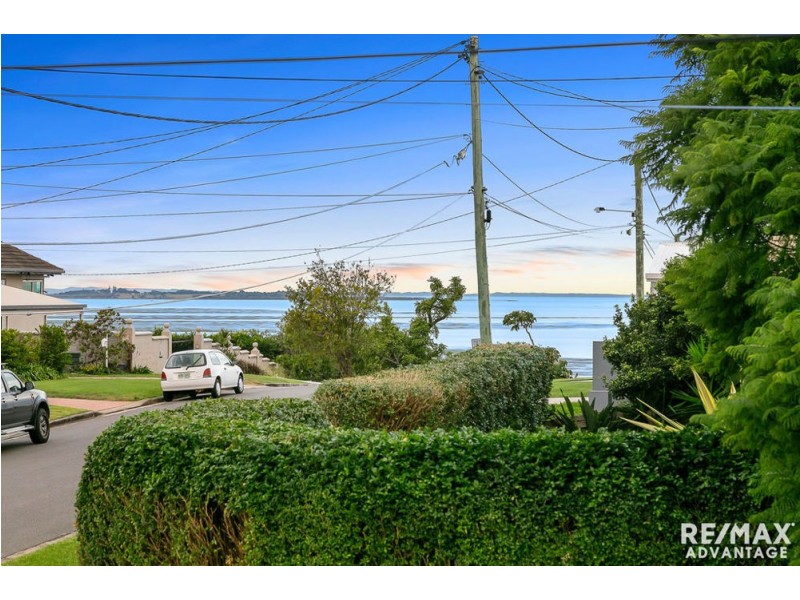 46 Crown Street, Wynnum QLD 4178