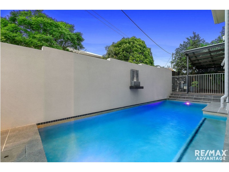 46 Crown Street, Wynnum QLD 4178