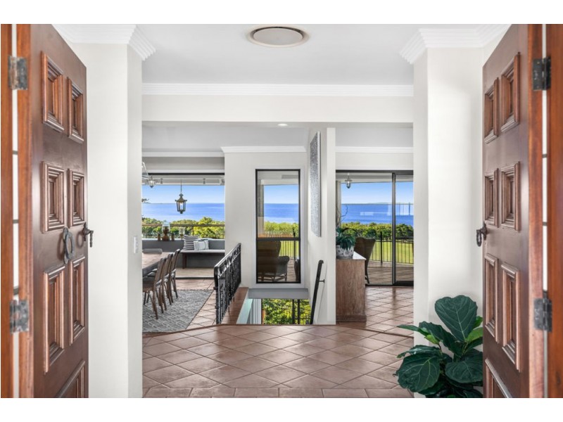 97 Petersen Street, Wynnum QLD 4178