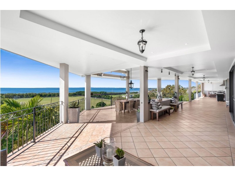97 Petersen Street, Wynnum QLD 4178