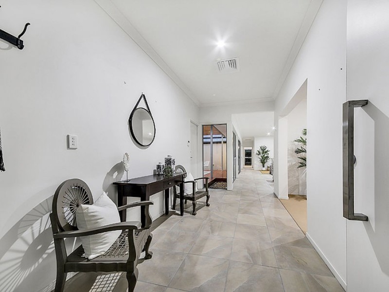 59 Watervale Parade, Wakerley QLD 4154