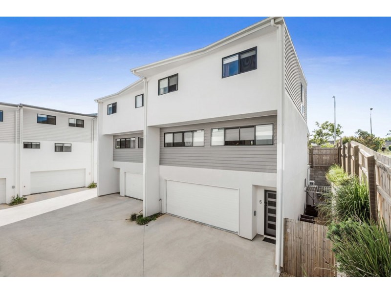 5/8 Oasis Close, Manly West QLD 4179