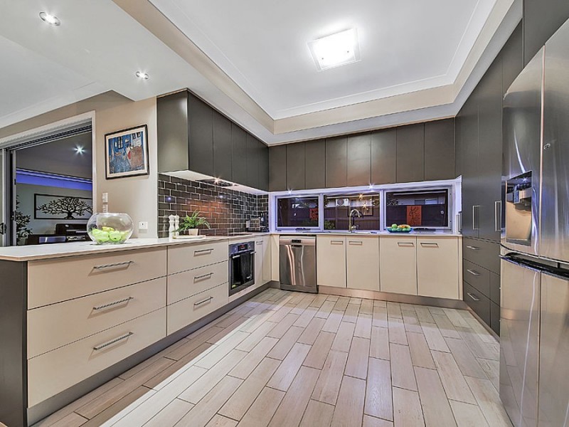 83 Feathertail Place, Wakerley QLD 4154