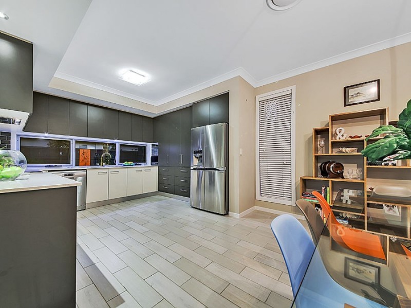 83 Feathertail Place, Wakerley QLD 4154