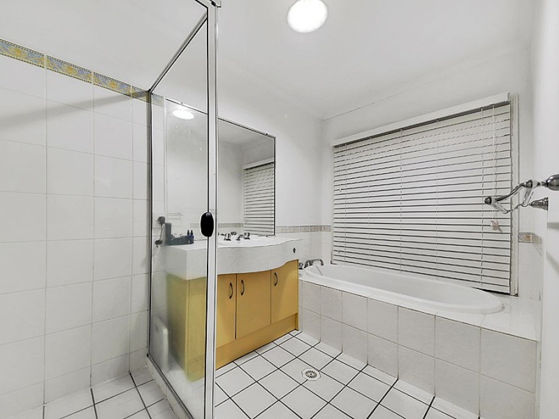 31a Baybreeze Street, Manly West QLD 4179
