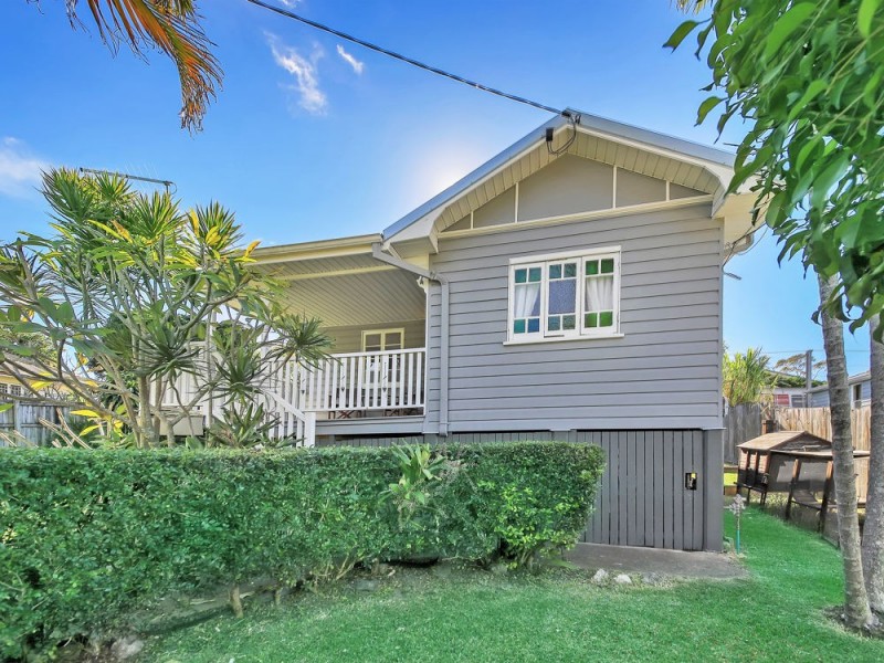 16 Harman Street, Manly QLD 4179