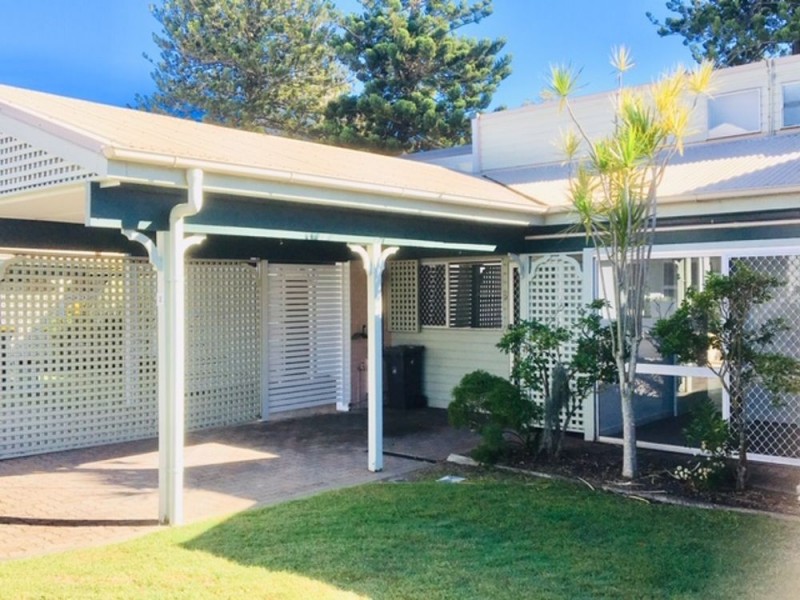 2/10 Preston Rd, Manly West QLD 4179