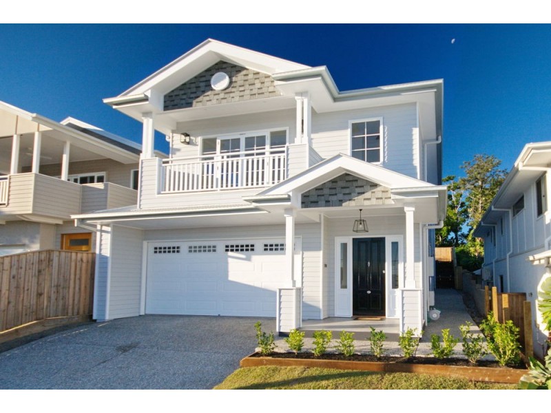 54 Barrinia Street, Manly QLD 4179