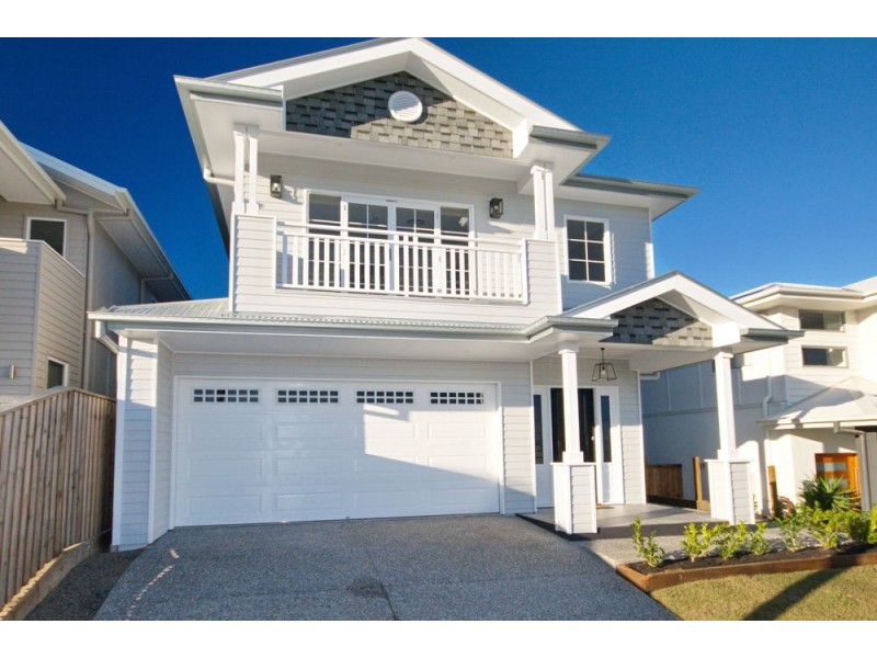 54 Barrinia Street, Manly QLD 4179