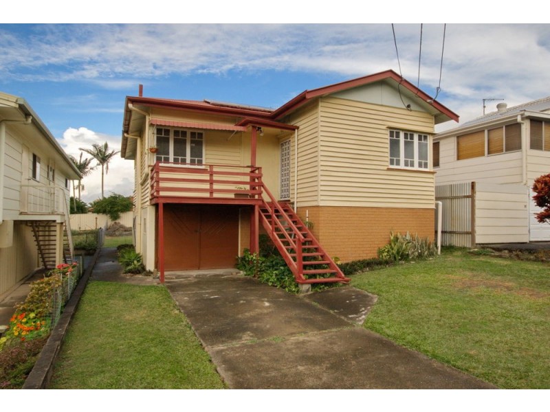 33 Gannon Avenue, Manly QLD 4179