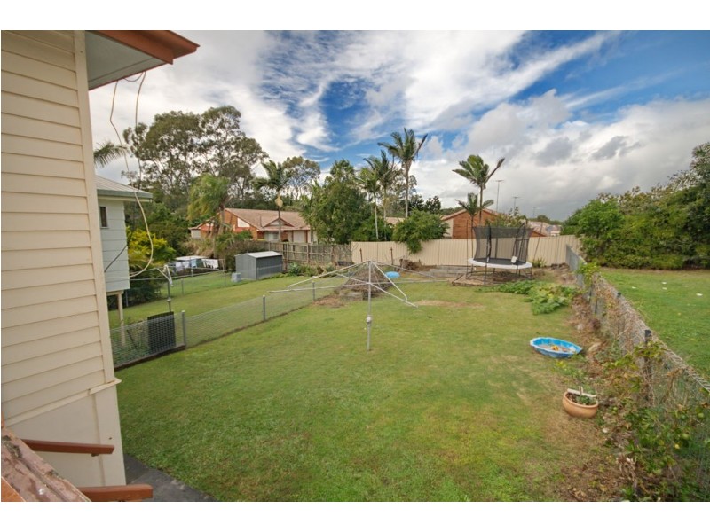 33 Gannon Avenue, Manly QLD 4179