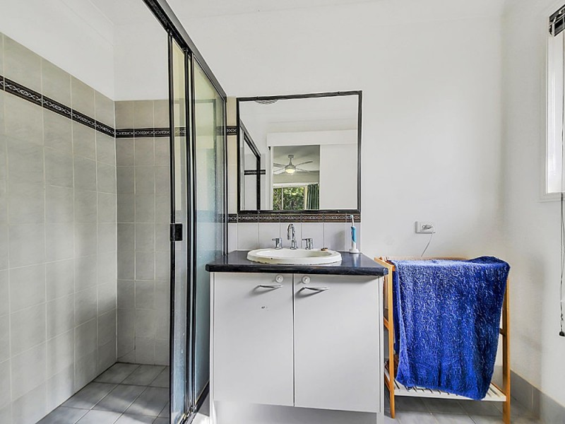 33 Samarinda Street, Tingalpa QLD 4173