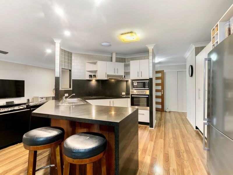 7 Manettia Street, Wynnum West QLD 4178