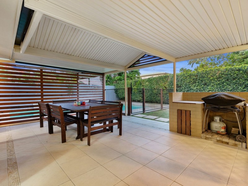 7 Manettia Street, Wynnum West QLD 4178