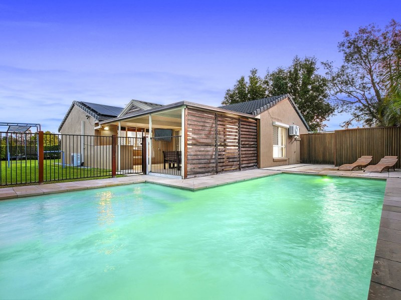 7 Manettia Street, Wynnum West QLD 4178