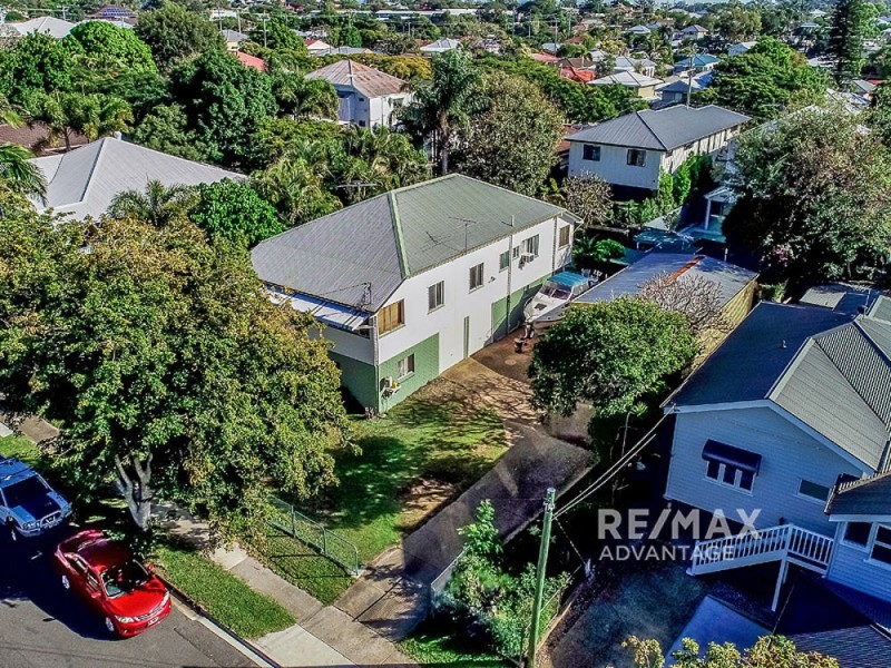 35 Carnation Street, Wynnum QLD 4178