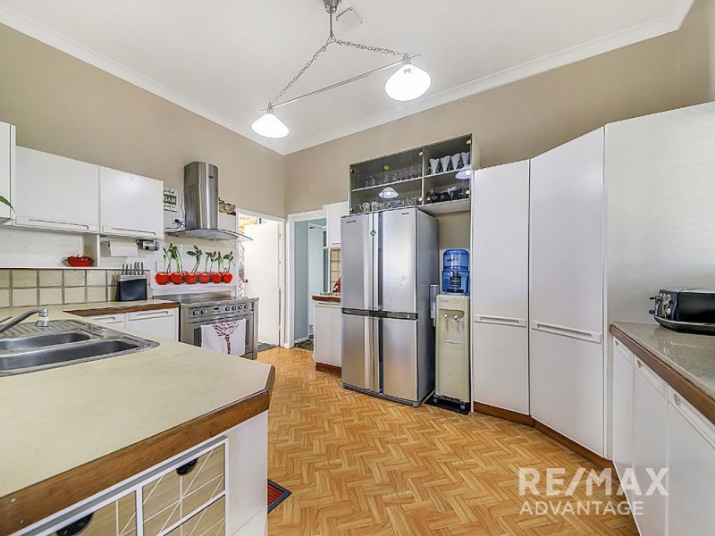 35 Carnation Street, Wynnum QLD 4178