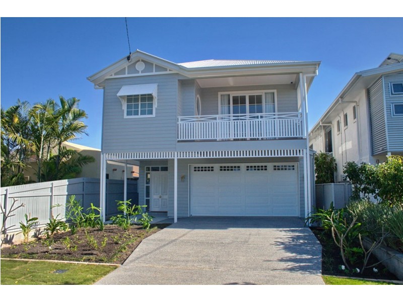 15 Earl Parade, Manly QLD 4179