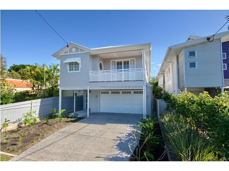 15 Earl Parade, Manly QLD 4179