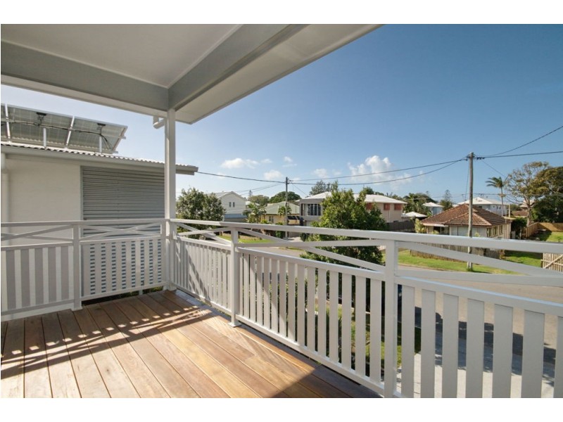 15 Earl Parade, Manly QLD 4179