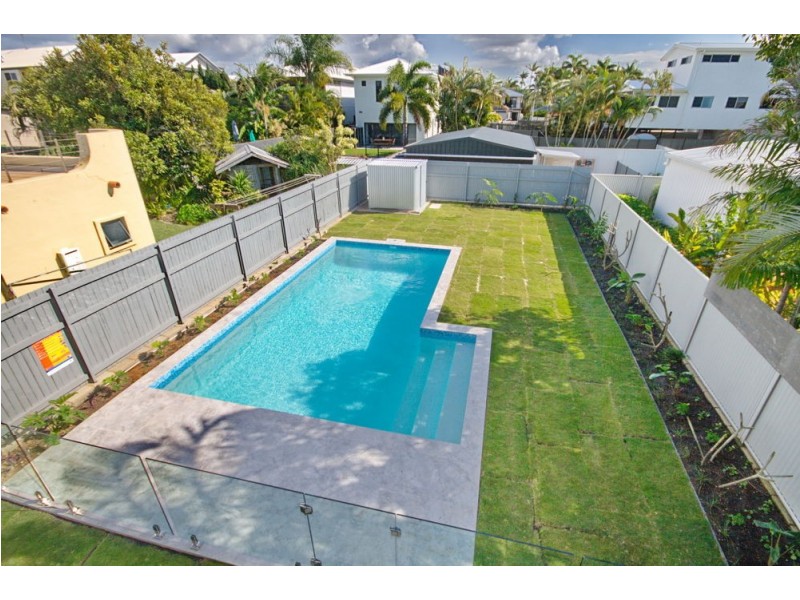 15 Earl Parade, Manly QLD 4179