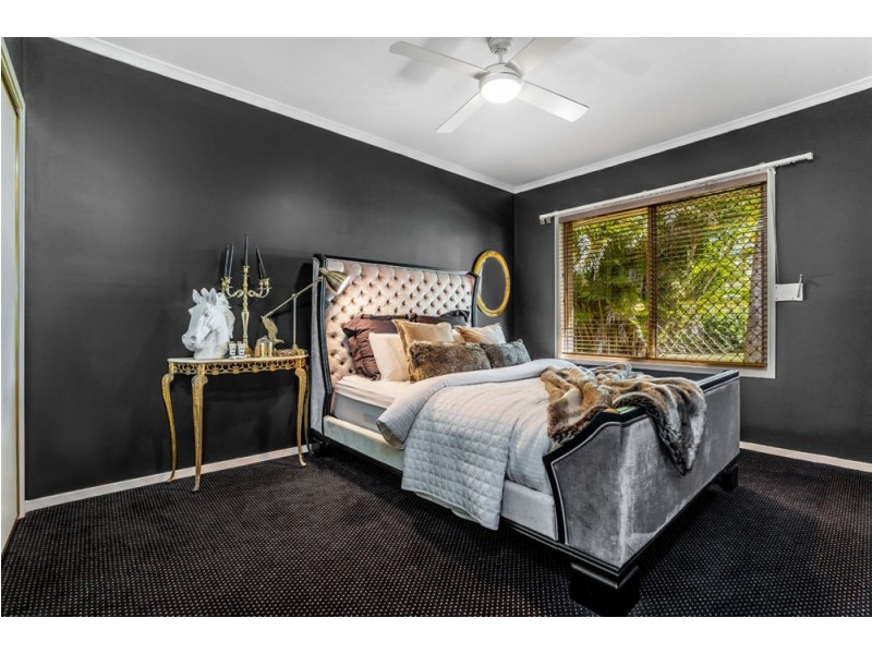 2 Montgomery Drive, Wellington Point QLD 4160