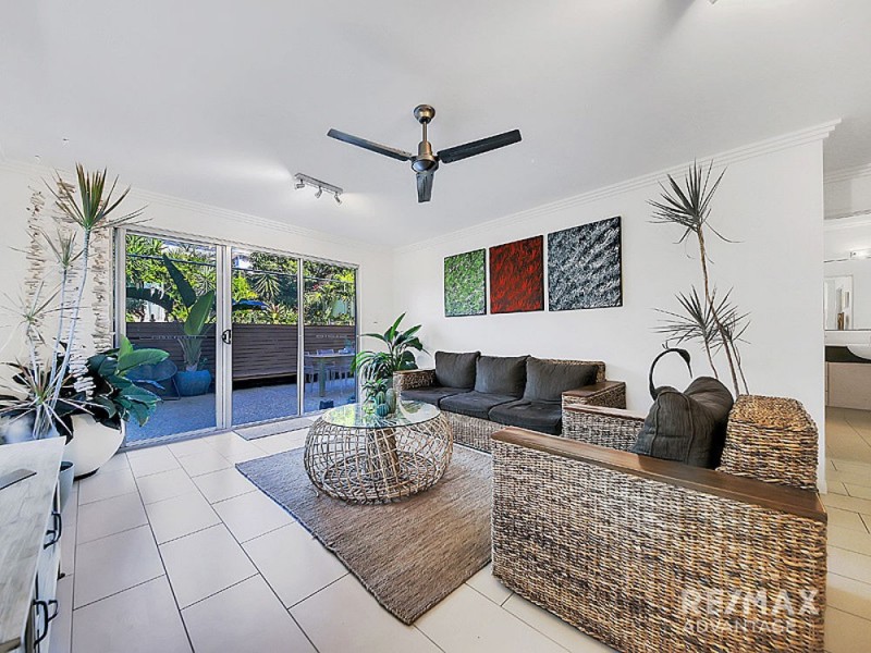 8 Shepherd Street, Wynnum QLD 4178