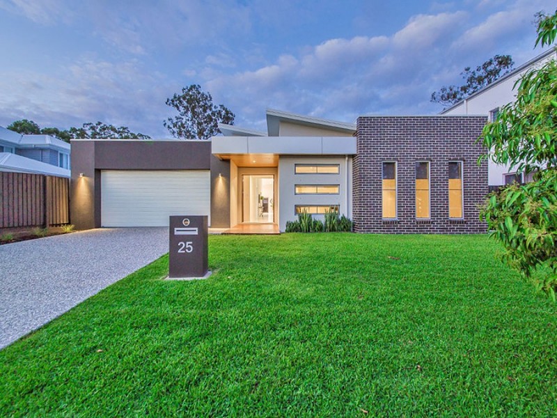 25 Nichols Street, Gumdale QLD 4154