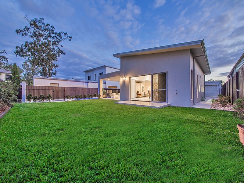 25 Nichols Street, Gumdale QLD 4154