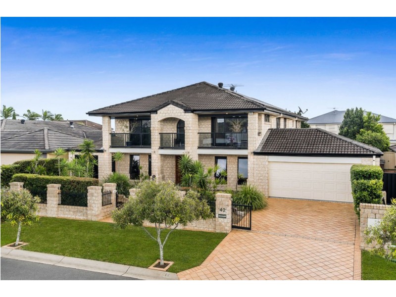 42 Hannah Circuit, Manly West QLD 4179