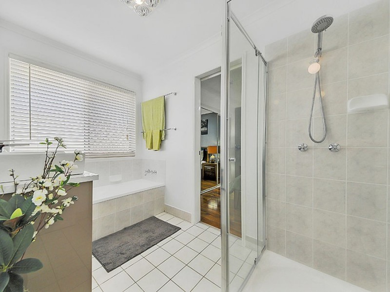 16 Magdalene Street, Wynnum West QLD 4178