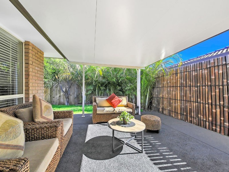 16 Magdalene Street, Wynnum West QLD 4178
