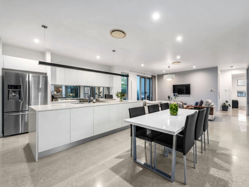 9 Foxwood Circuit, Wakerley QLD 4154